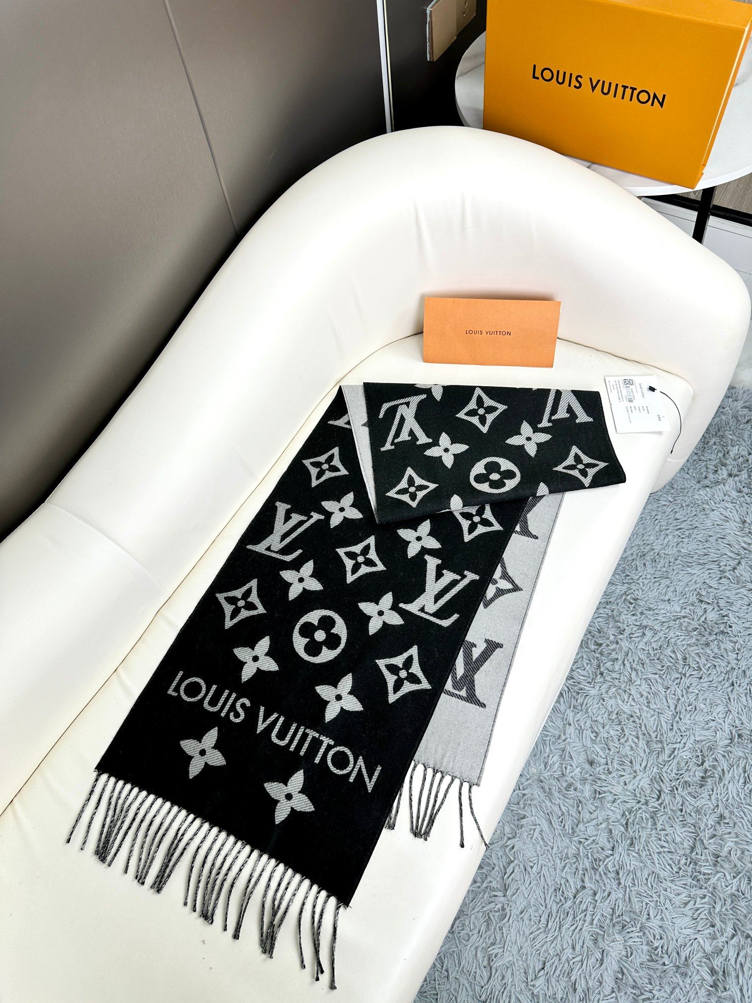 Louis Vuitton Scarf